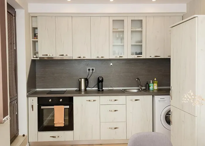 Seaview Haven - Elegant 2bd Flat In By Flat Mаnager Апартамент