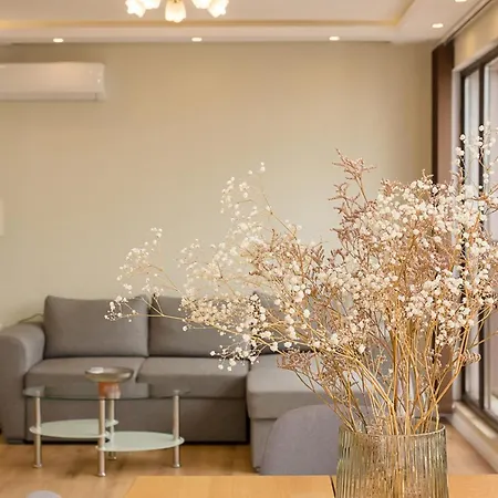 Apartment Seaview Haven - Elegant 2bd Flat In By Flat Mаnager *