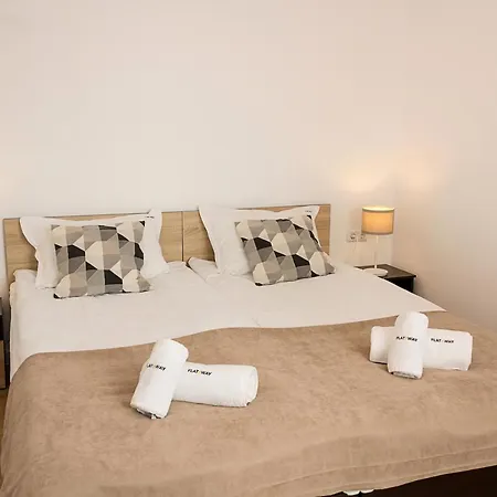 Seaview Haven - Elegant 2bd Flat In By Flat Mаnager Balchik