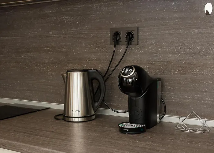 Apartment Seaview Haven - Elegant 2bd Flat In By Flat Mаnager